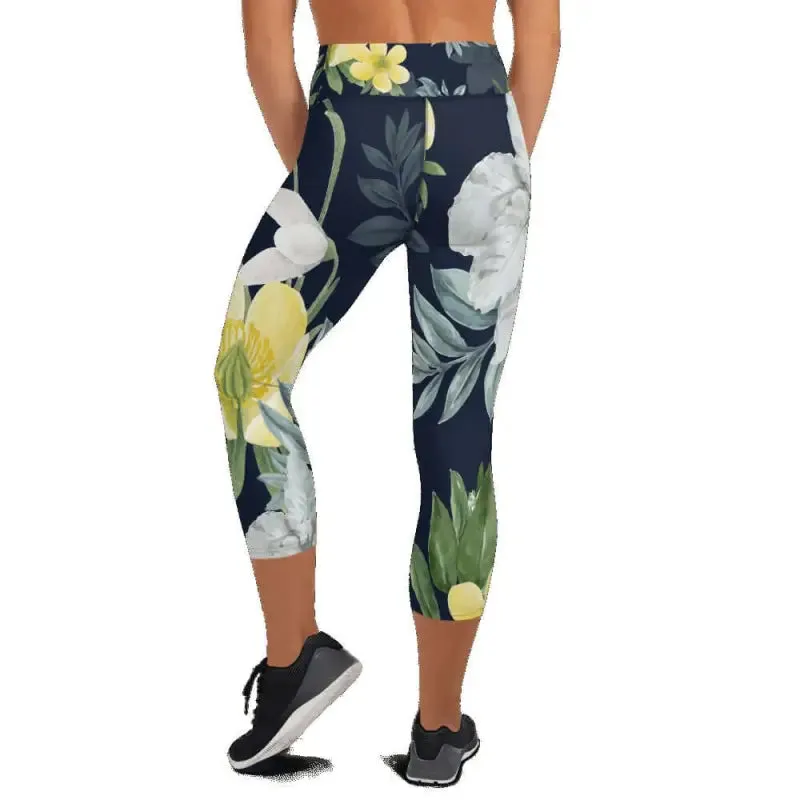 High Waisted Capri Leggings - Floral Print